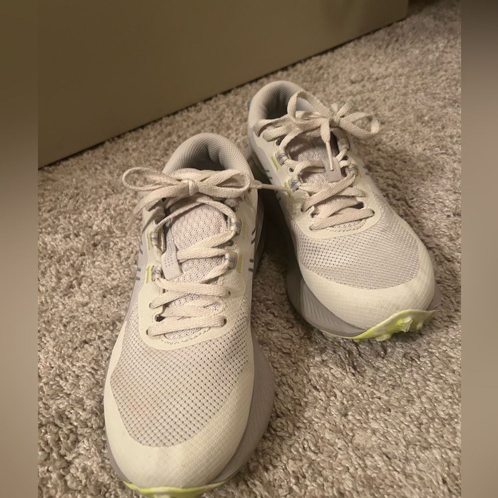 Sneaker